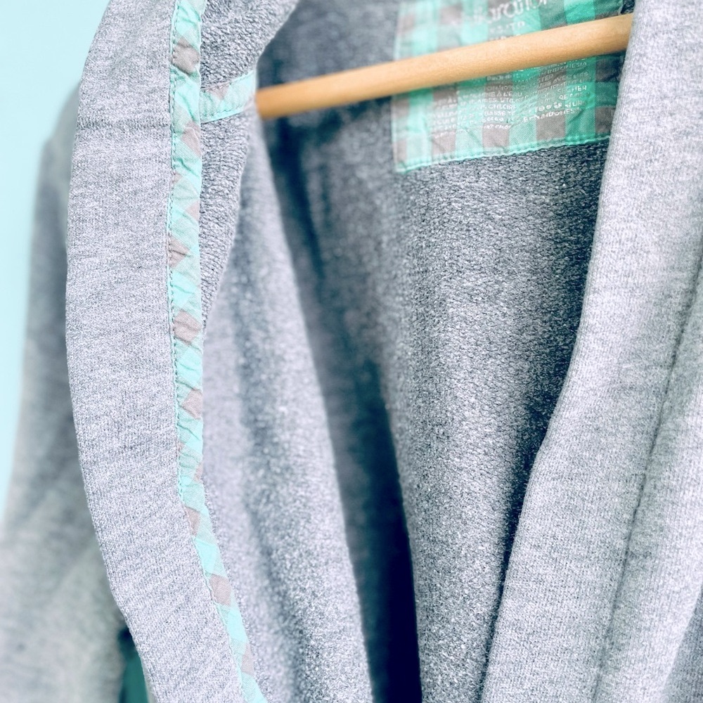 Cozy Gray Robe - Picture 3 of 4